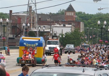 2010 Petunia Festival Parade, Dixon, IL