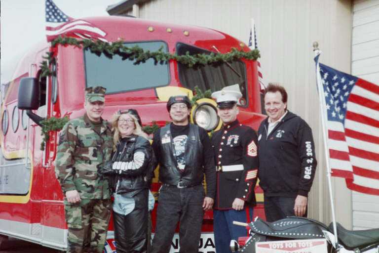 Toys for Tots parade in Chicago 2001